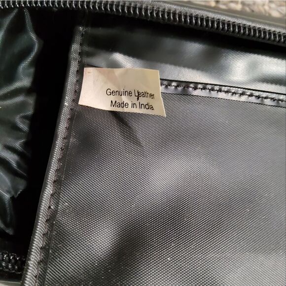 Dopp Leather Sienna Cowhide Toiletry Travel Bag - Picture 2 of 8